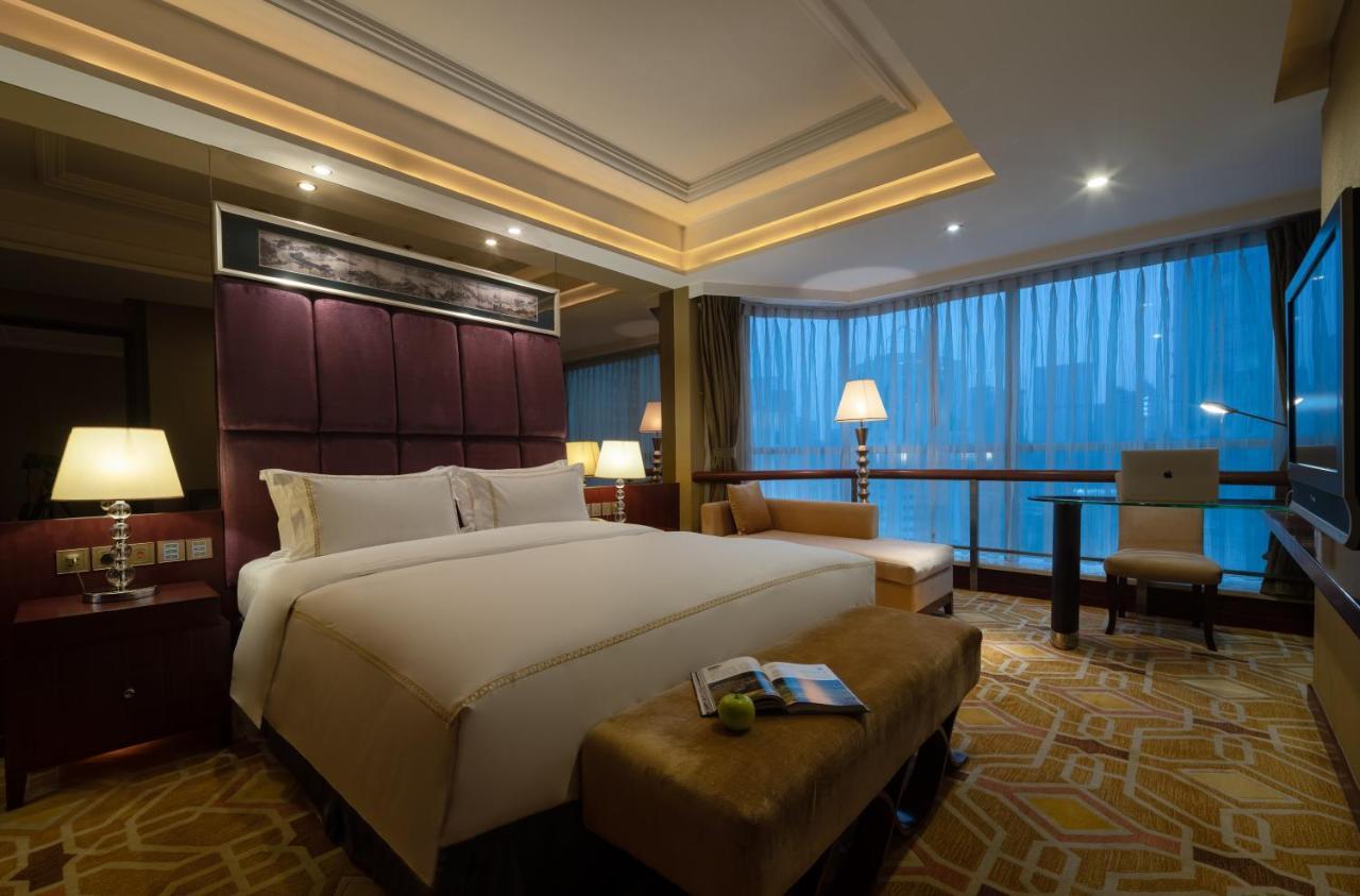 Chengdu Tianfu Sunshine Hotel Exterior foto